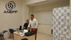 Conrado Galán ofrece una clase junto al exjugador Sergio Ballesteros (Levante)