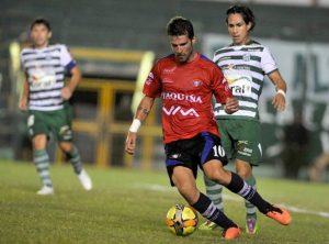 Gerardo Berodia durante un partido